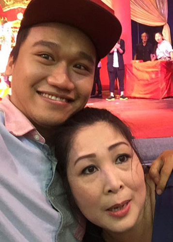 Giọng nói Phú Yên đặc trưng cùng lối diễn xuất tự nhiên khiến Đức "Cần trô" Xuân Nghị trở thành cái tên được khán giả phim "Ngày ấy mình đã yêu" tìm kiếm