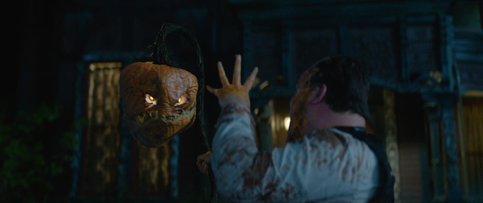 ngôi nhà có chiếc đồng hồ ma thuật