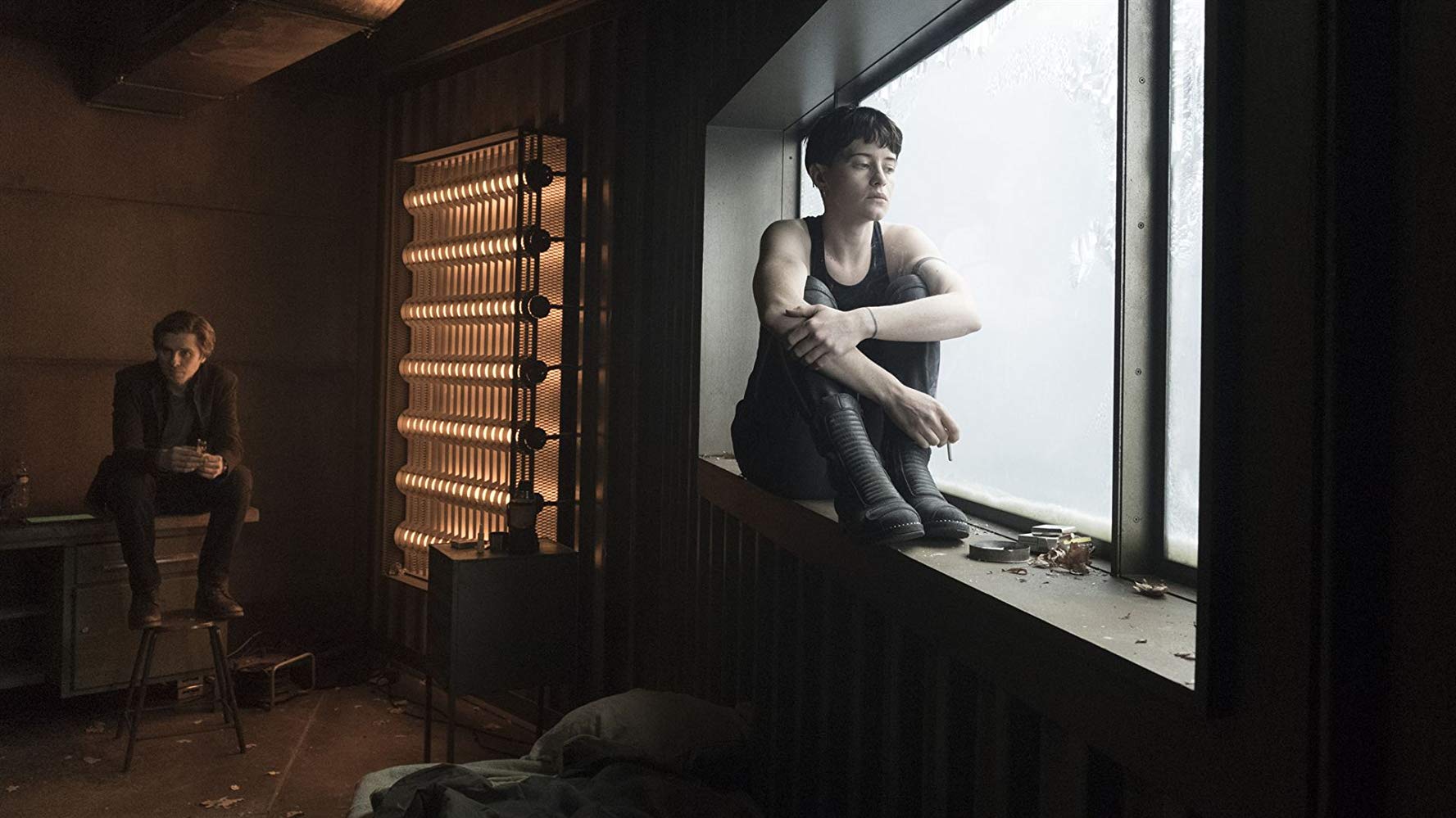 Cô Gái Trong Lưới Nhện Ảo