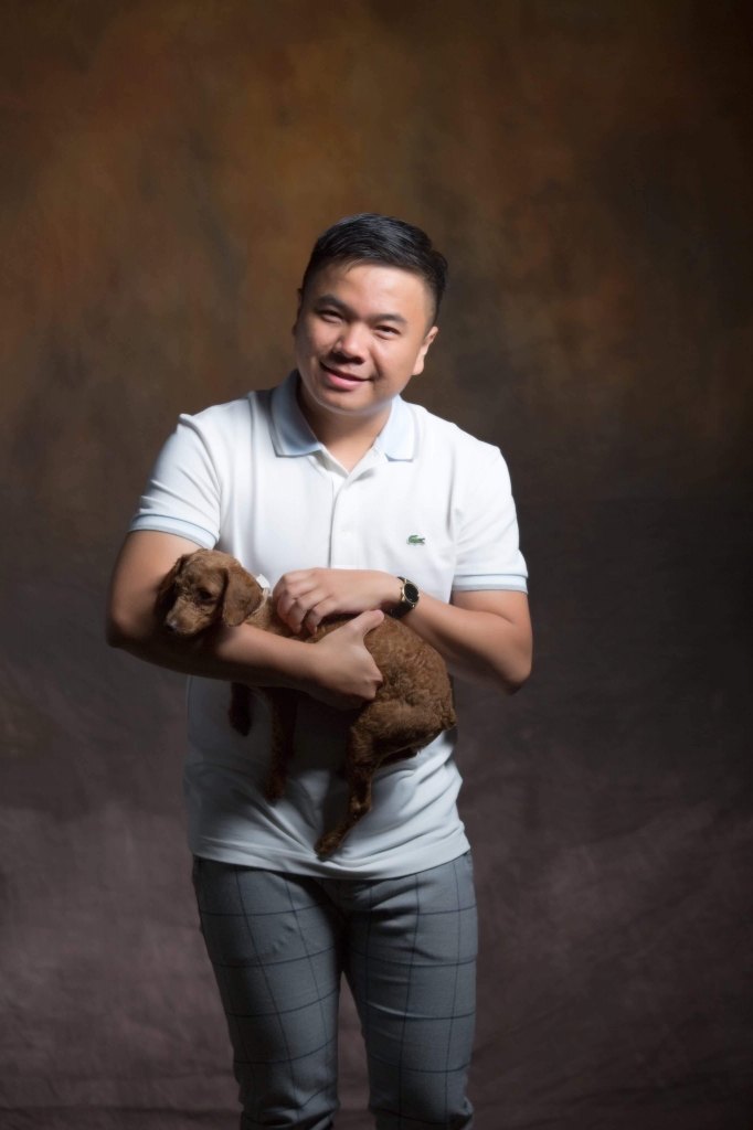 Cua Lại Vợ Bầu