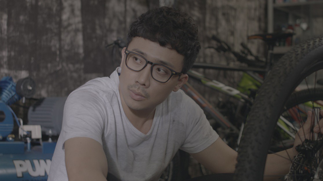 Cua Lại Vợ Bầu