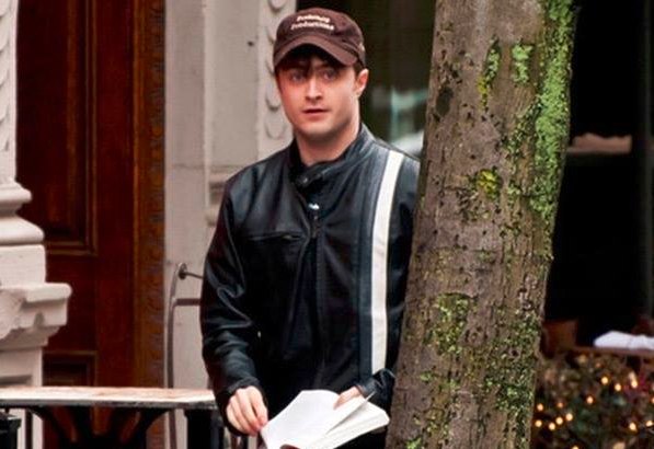 Daniel Radcliffe tránh Paparazzi