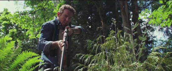 Kẻ Xâm Nhập Bí Ẩn