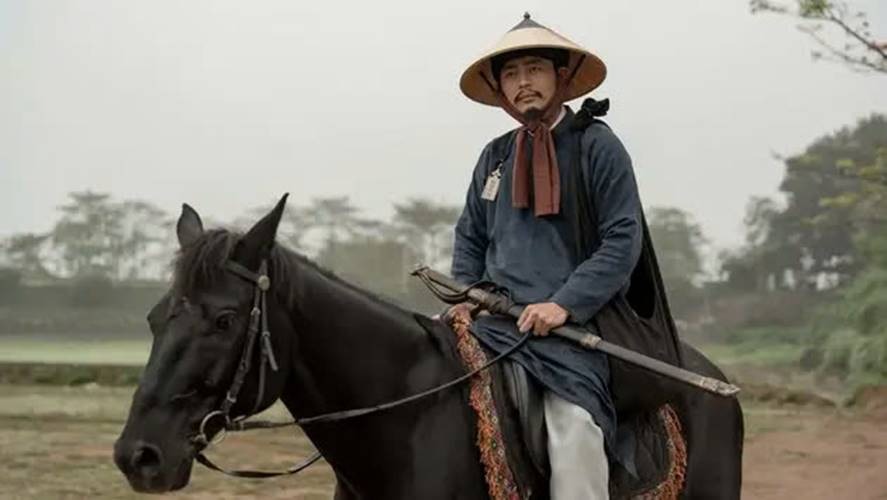 tham-tu-kien-canh-phim-1