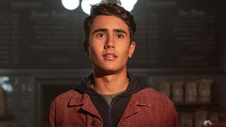 michael-cimino-stands-in-a-room-np