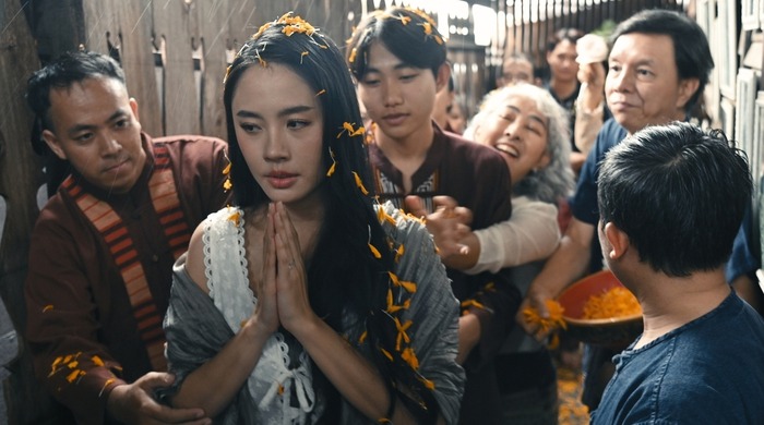 co-dau-ma-canh-phim-2