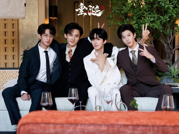 dan-dien-0vien-phim-them-muon