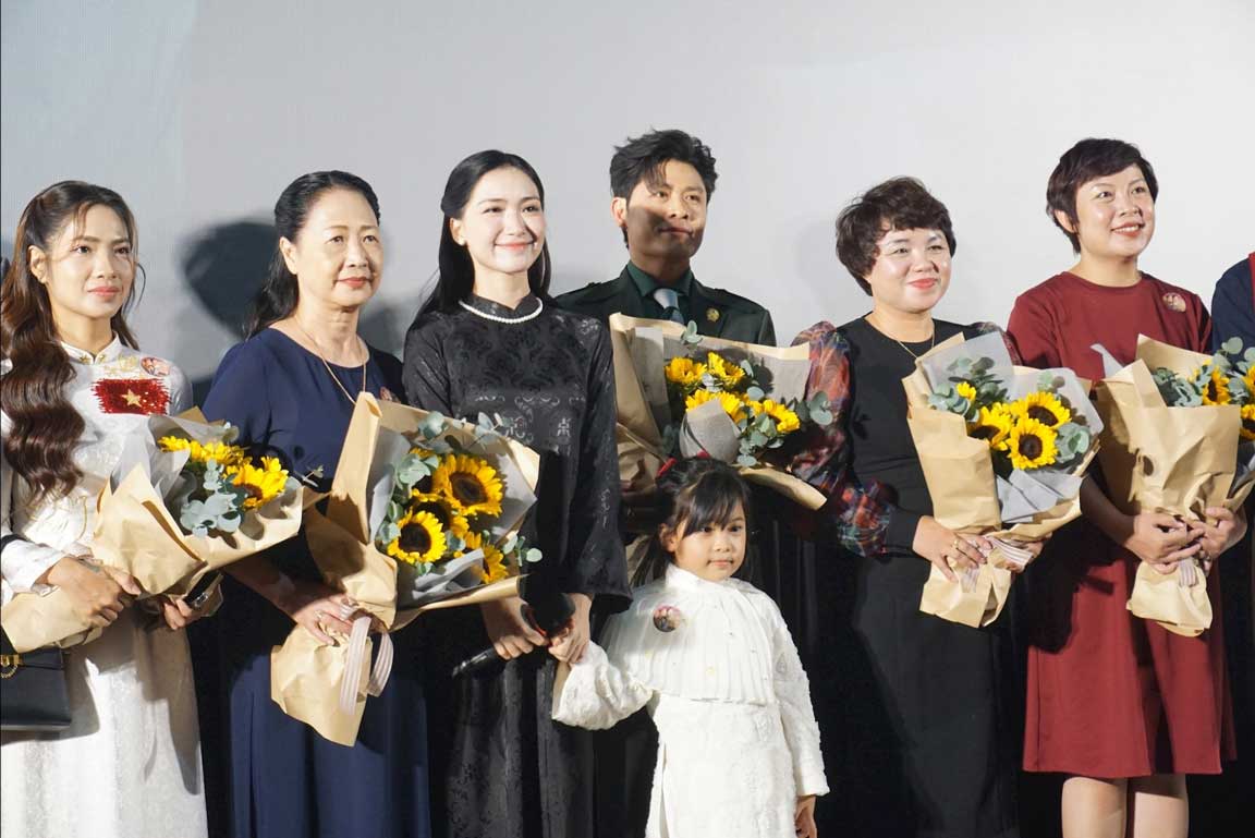 casi-hoaminzy-mv-noi-dau-giua-hoa-binh