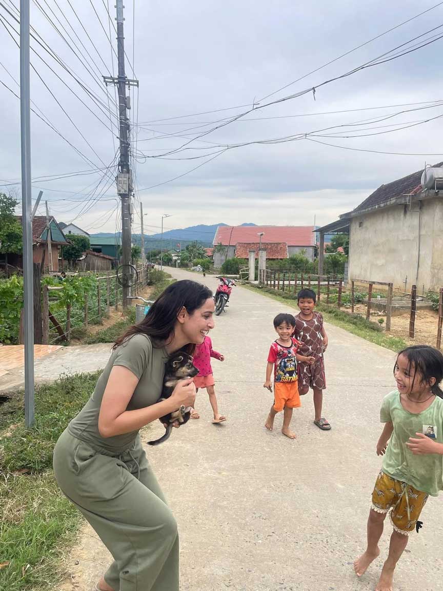 nu-dien-vien-bollywood-tai-hang-son-dong-2