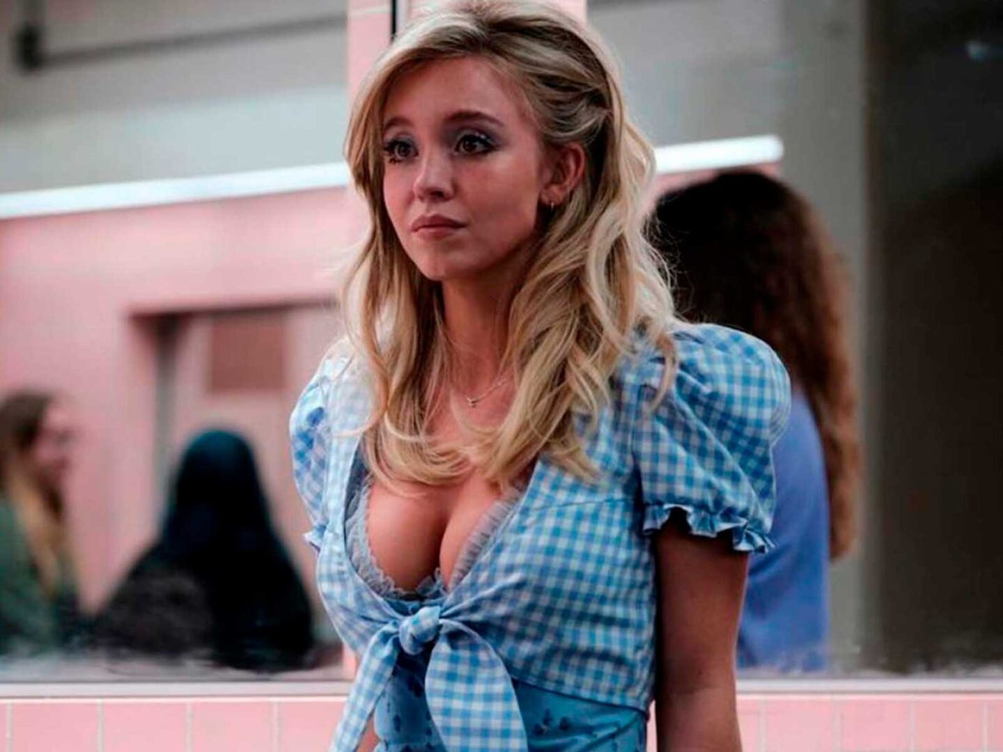 sydney-trong-euphoria