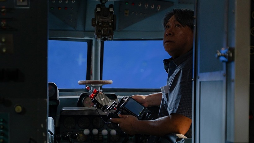 dao-dien-ham-tran-tu-chien-tren-khong