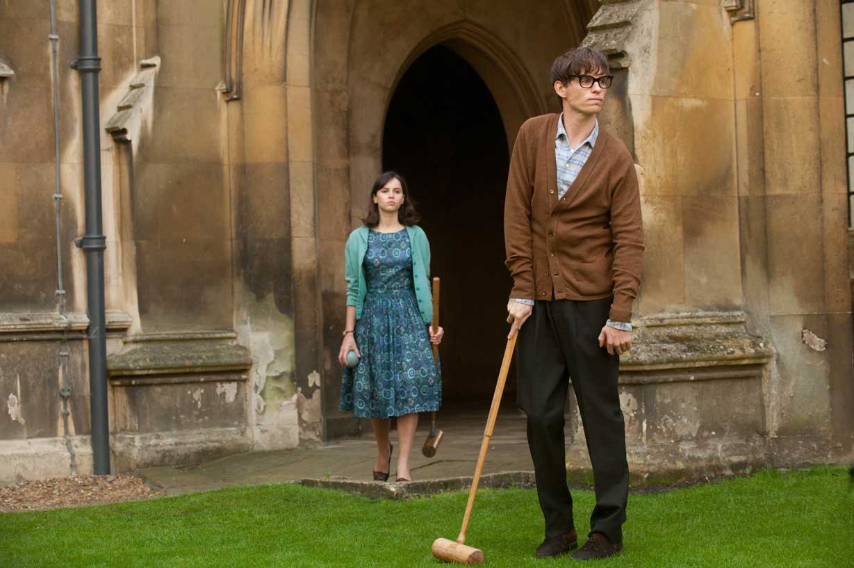 eddie-redmayne-trong-vai-stephen-hawking