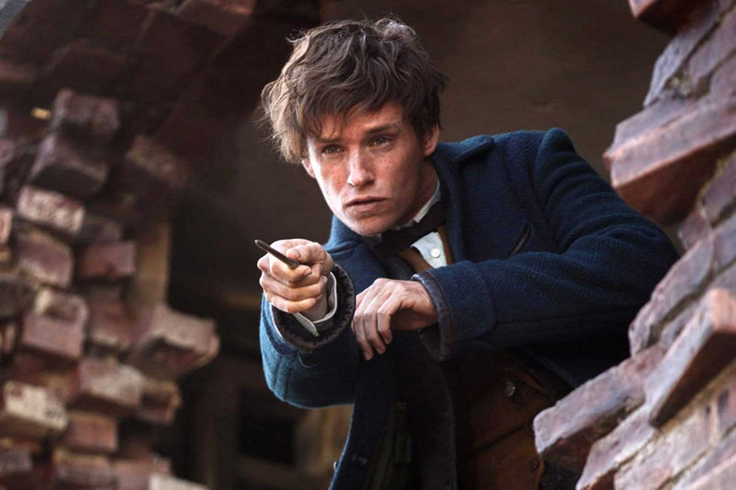 eddie-redmayne-trong-vu-tru-quai-vat