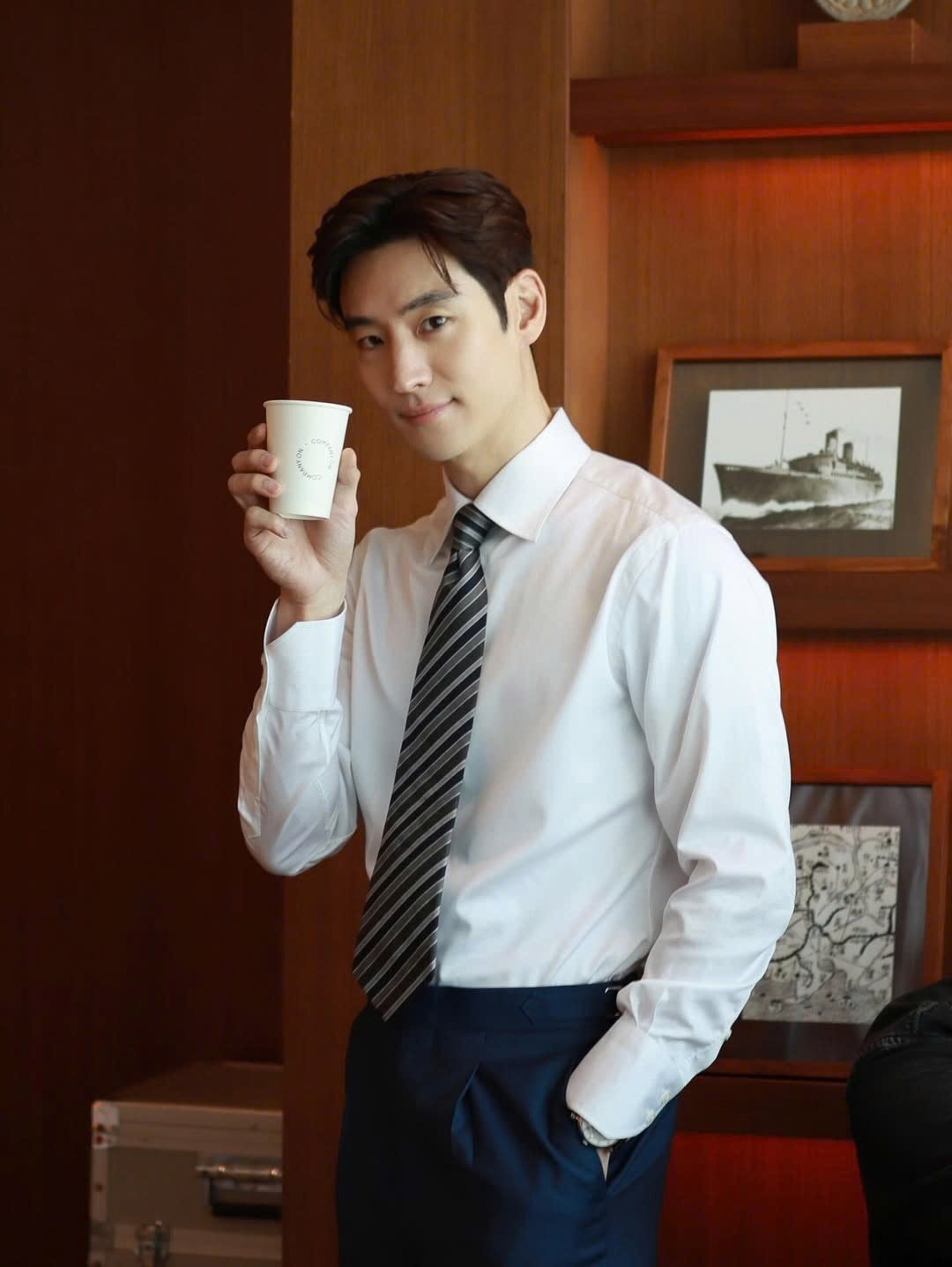lee-je-hoon-dien-vien-taxi-driver-3