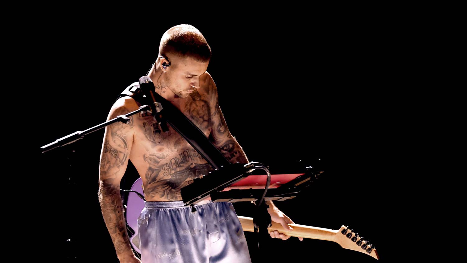 bieber-bieu-dien-grammy