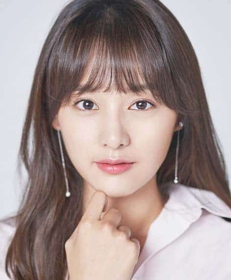 Ảnh diễn viên Kim Ji-won