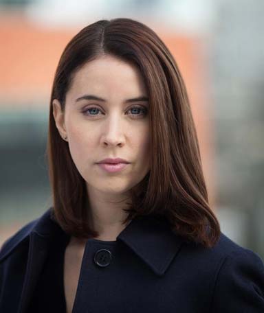 _Liz-Kingsman-info-dien-vien