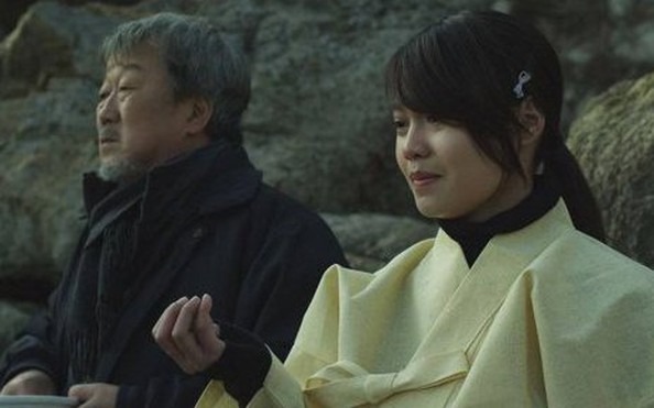 ninh-duong-lan-ngoc-chao-co-thuy