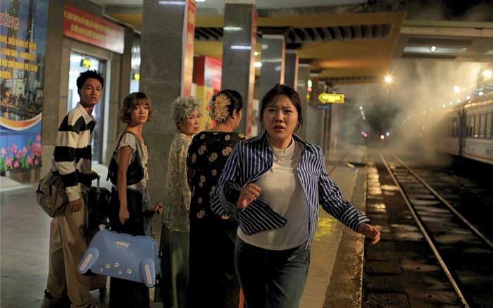 uyen-an-trong-nha-,inh-di-thoi