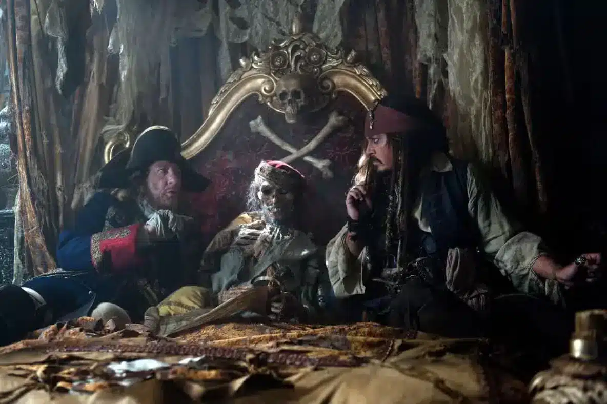 Barbossa-and-Jack-trong-phim